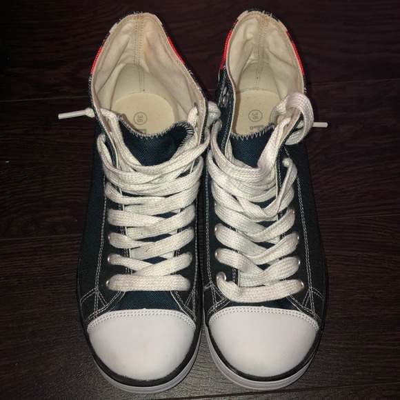 Harley Quin converse - Picture 5 of 5